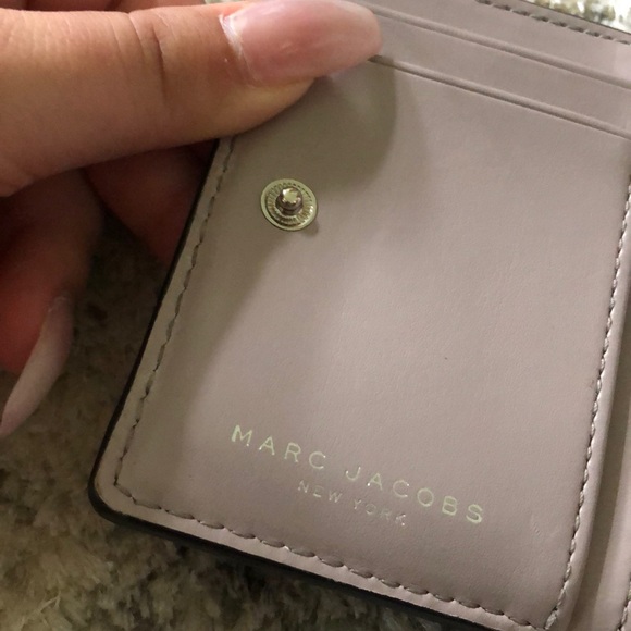 Marc Jacobs wallet - Picture 3 of 6